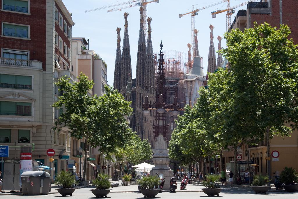 Suite Home Sagrada Familia Barcelona Exteriör bild